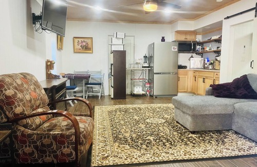 Fairhope Apartment | Perfect 1-bedroom Barndominium with AC in charming Summerdale/Fish River