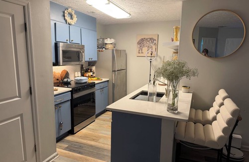 Decatur House | Perfect 3-bedroom townhome with AC in charming Decatur