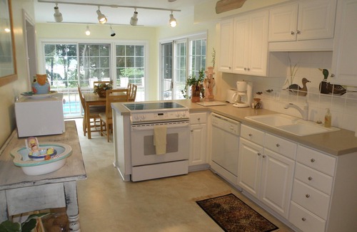 Whitehall House | Perfect Beach House Retreat for Your Family Vacation