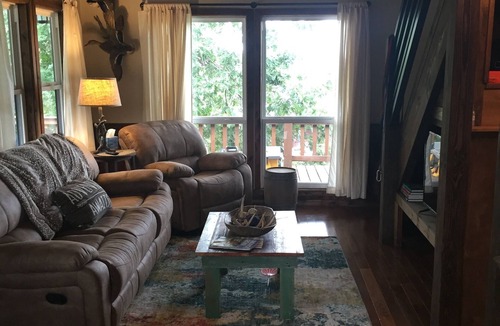 Newnata Cabin | Perfect Cabin 5 minutes to Blanchard Springs Nat. Park