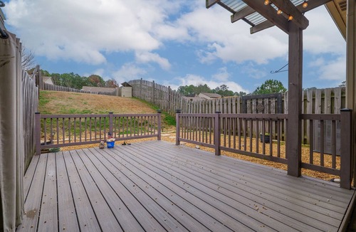 Hoover House | Perfect Family Retreat Minutes from Met and Finley Center
