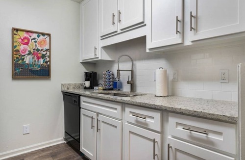 Meadowbrook Apartment | Perfect for Families |Comfy King Beds|Safe