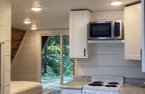 Waterloo House | Perfect lake front cottage! Now with stairs to the water!