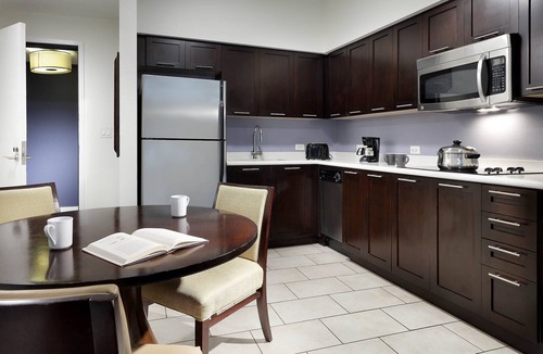 Celebration Apartment | Pet-Friendly 2-Bedroom Apt. near Disney, sleeps 7