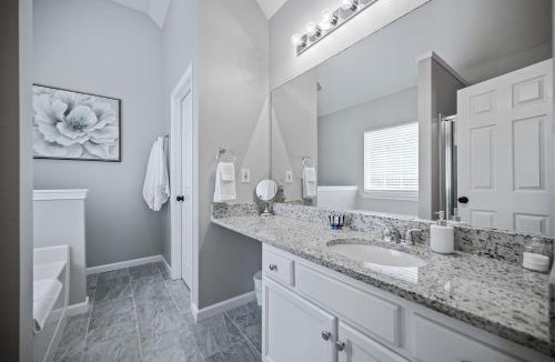 Cartersville House | Pet-Friendly 3BR House with Garage Near LakePoint!