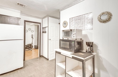 Jackson House | Pet-Friendly Jackson Home w/Large Fenced Yard!