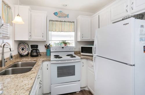 Cape San Blas House | Pet Friendly - Steps From Beach - Narrow Escape