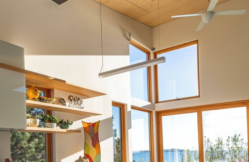 Northport House | Pet-friendly, Waterfront Art Retreat, Private Beach