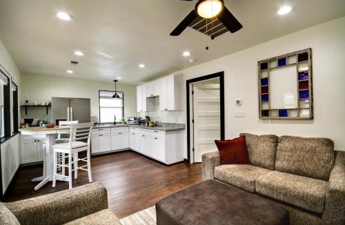 Picayune House | Picayune Home with Porch - Near Bogue Chitto Refuge!