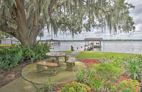 Crescent City House | Picturesque Retreat on St Johns River + Docks