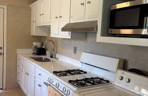 Biloxi Cottage | Pinecone Biloxi Beachside Rentals
