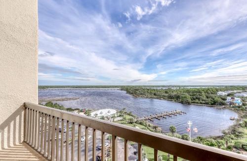 Sunnyside Apartment | Pinnacle Port Condos