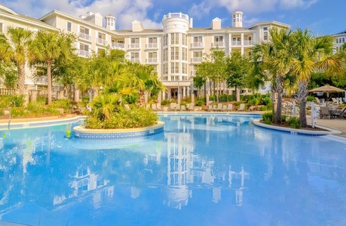 Baytowne Wharf Hotel | Pleasant studio at The Baytowne Wharf with shared pool hot tub shopping & events