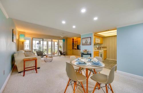 Welaka House | Pool Access & Lanai! Welaka Condo on St Johns