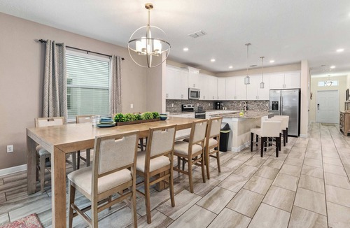 Davenport House | Pool home w/game room & free water park access