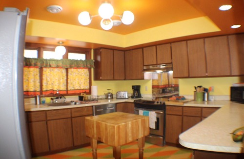 Spring Lake House | Pool House @ Spring Lake Monthly end of August to beginning of September. WOW