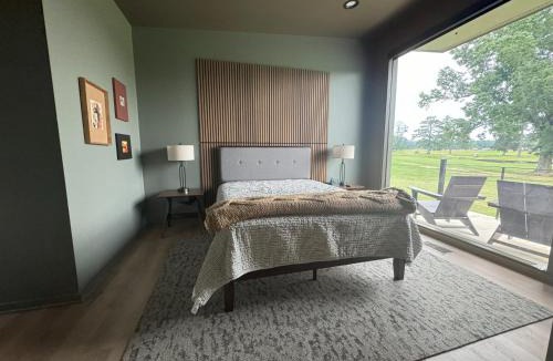 Brookhaven Hotel | Porches at Ole Brook