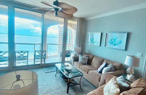 Pensacola Beach Apartment | Portofino Pensacola Beach Paradise 2 bedroom 2 1/2 bath dolphin view room