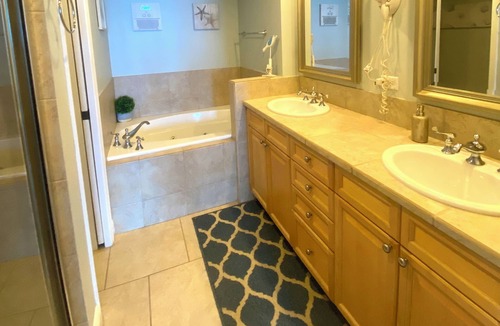 Pensacola Beach Apartment | Portofino Pensacola Beach Paradise 2 bedroom 2 1/2 bath dolphin view room