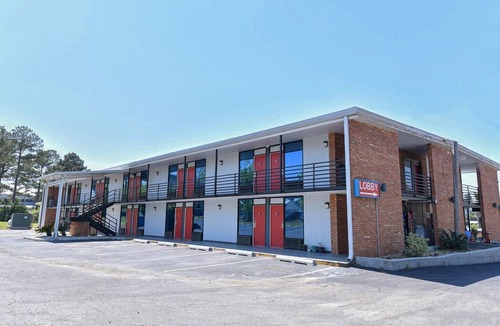 Valdosta Apartment | Premium King Bed|Nsmk