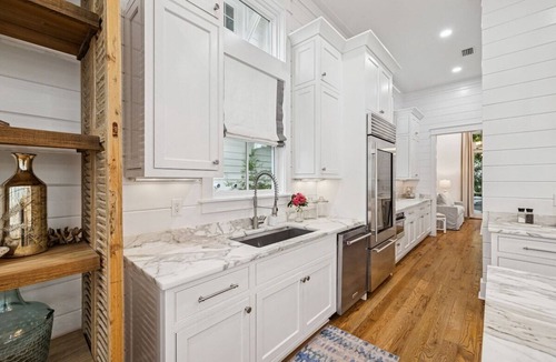 Watercolor House | President`s Row in WaterColor with Heated Pool, LSV, Bikes! STEPS to BEACH CLUB! RENOVATED 2025!
