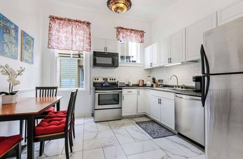 Freret Villa | Prime Uptown Villa with Backyard and EV Parking