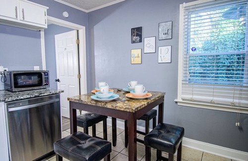 Church Street House | Private 3-Bed Lakewood Home w/Free Arcade Play- 5 Miles to Mercedes Benz Stadium