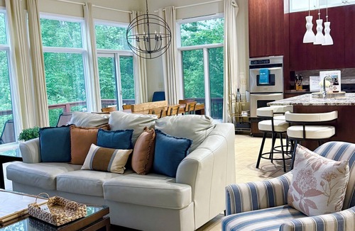 Dadeville House | Private dock & cove, lily pad and kayaks! Complimentary early check-in available