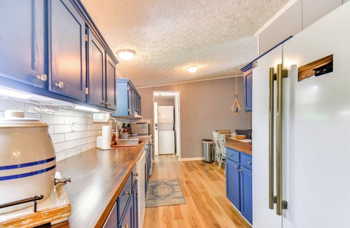 Milledgeville House | Private Dock: Pet-Friendly Home on Lake Sinclair