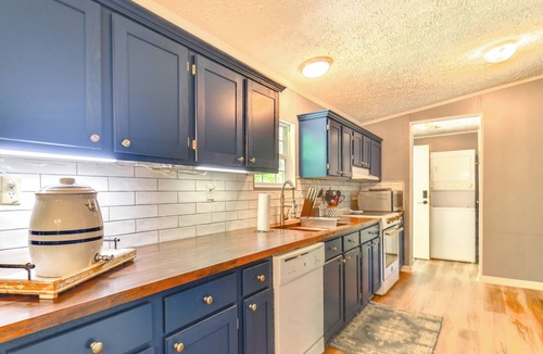 Milledgeville House | Private Dock: Pet-Friendly Home on Lake Sinclair
