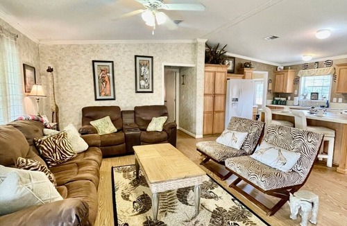 Pierson House | Private Farm w/Beach Near St.JohnsRiver
