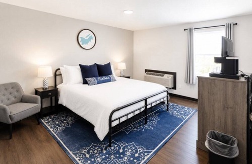 North Muskegon Apartment | Private King Studio Close to the Action and Recently Renovated