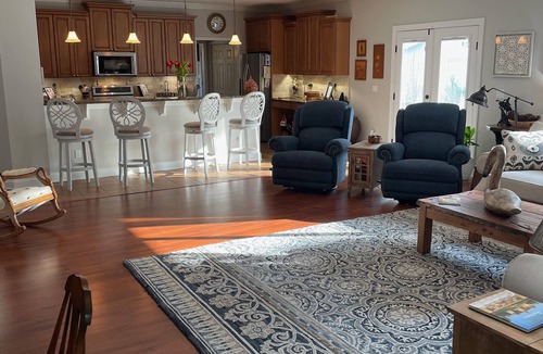 St. Augustine House | Private Oasis-Heated Pool-Sleeps 10 - Top Amenities-Pet friendly-cozy