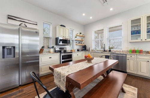 Ocean Springs House | Private Oceanfront with Hot Tub