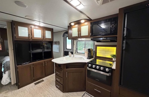 Pike County RV Rental | Private Peaceful Getaway with 2-bedroom Camper on a 5 acre pond