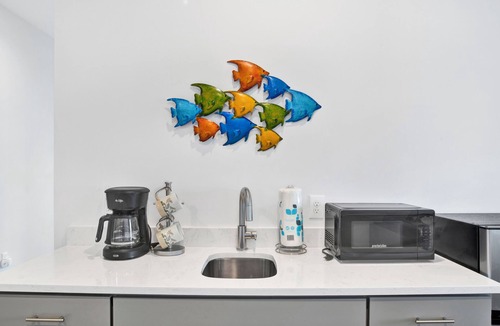 Surf Side Shores House | Private Pool | Golf Carts | EV Charger | Elevator | Pet-Friendly