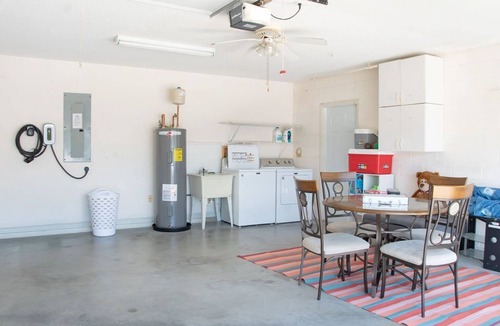 The Orchard House | Private Pool Oasis | 10 Min to Beach & Speedway