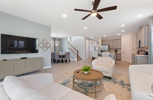 Bay Lake Villa | Private Pool, Spa and Premium Resort Amenities Included!