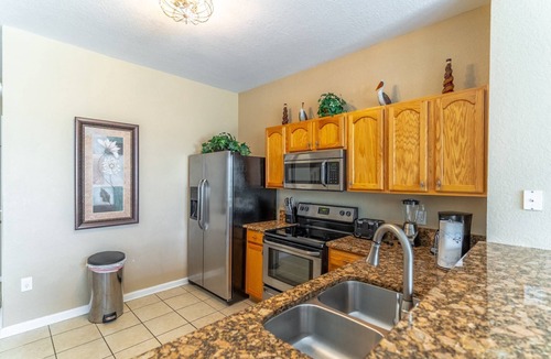 Windsor Hills House | Private Splash Pool | Themed Room | Minutes to Disney | Sleeps 6