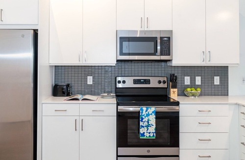 Downtown Jackson Apartment | Professionally-cleaned 1BD Loft at the heart of Jackson | Barsala