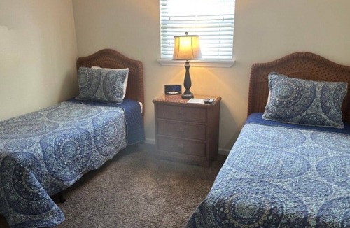 Gulf Shores Resort | Property is a great spot to relax in the sun with beach front and ocean view.