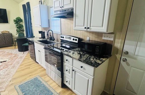 Camden House | Pumpkin Spice Cozy One bedroom house