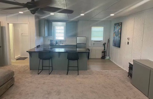 Houma Apartment | Quaint Upstairs Loft Apartment
