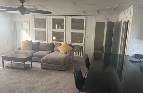 Houma Apartment | Quaint Upstairs Loft Apartment