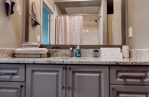 Buford Highway Apartment | Quality, functional, family friendly, wheelchair accessable!