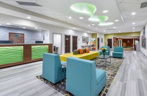 Palatka Hotel | Quality Inn and Suites Riverfront
