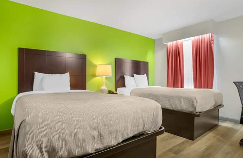 Bessemer Hotel | Quality Inn Bessemer I-20 exit 108