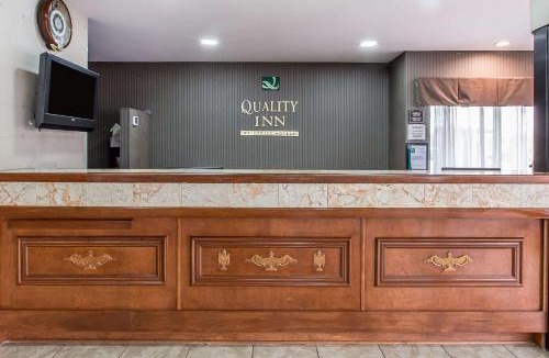 Montgomery Hotel | Quality Inn Montgomery South