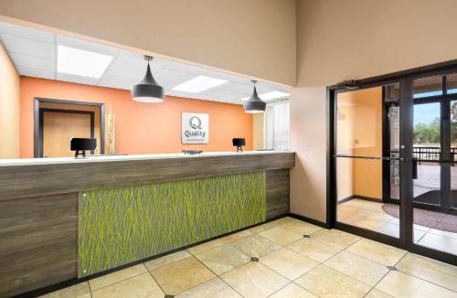 Perry Hotel | Quality Inn Perry - National Fairgrounds Area