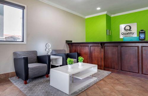 Demopolis Hotel | Quality Inn & Suites Demopolis